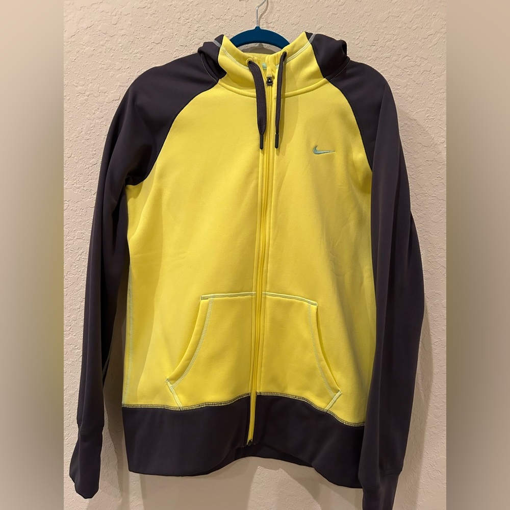 Nike Therma-Fit hooded jacket